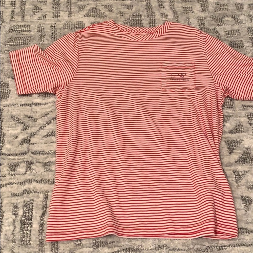 Vineyard Vines t-shirt